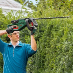 Bosch Power For All 18V 550mm UniversalHedgeCut 18-55 Cordless Hedge Trimmer -Garden - Landscaping Store bosch power for all 18v 550mm universalhedgecut 18 55 cordless hedge trimmer4059952558776 06i bq