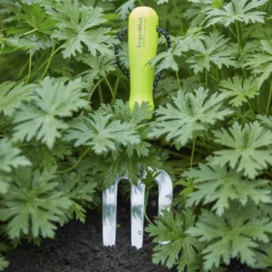 Burgon & Ball Yellow Hand Fork -Garden - Landscaping Store burgon ball yellow hand fork5019360013136 01i bq
