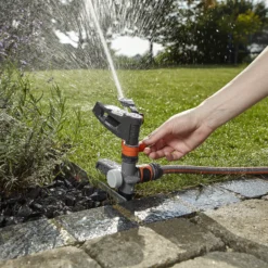 Gardena Pulse Sprinkler -Garden - Landscaping Store gardena pulse sprinkler4078500814102 03i bq