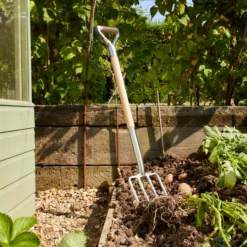 GoodHome Durum Hand Fork (W)295mm -Garden - Landscaping Store goodhome durum hand fork w 295mm3663602548744 03bq