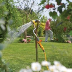 Hozelock Flexi 4 Function Spray Lance -Garden - Landscaping Store hozelock flexi 4 function spray lance5010646054935 04bq