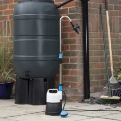Mac Allister 400W Water Butt Pump -Garden - Landscaping Store mac allister 400w water butt pump5059340250137 01i
