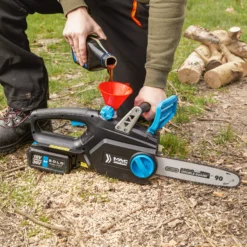 Mac Allister MCS1825-Li 18V Cordless 254mm Chainsaw -Garden - Landscaping Store mac allister mcs1825 li 18v cordless 254mm chainsaw5059340370170 04i