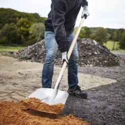 Magnusson Square Straight Handle Snow Shovel -Garden - Landscaping Store magnusson square straight handle snow shovel5059340086644 01i