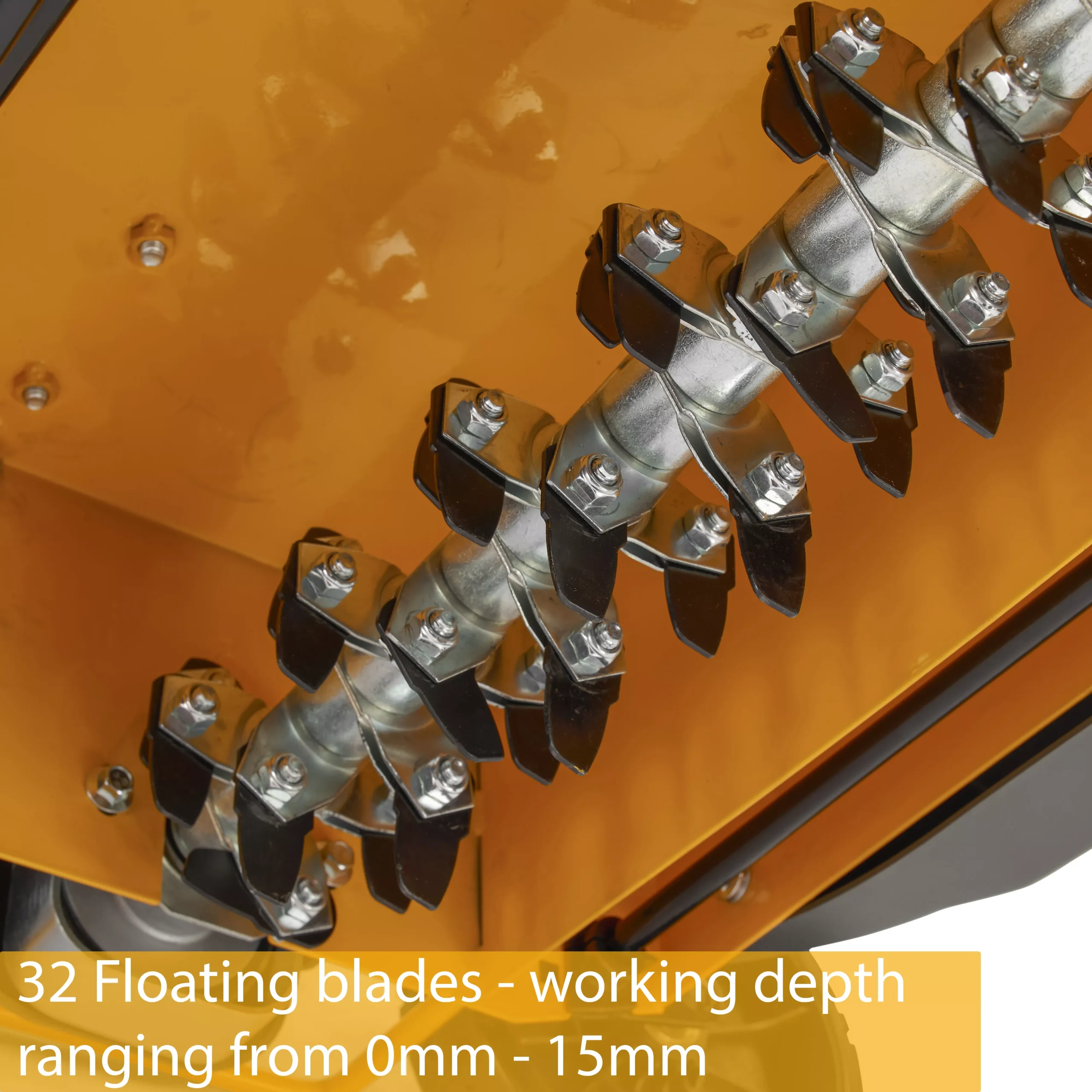 Stiga (W)400mm 182cc Scarifier 5 Stiga (W)400mm 182cc Scarifier - Image 3